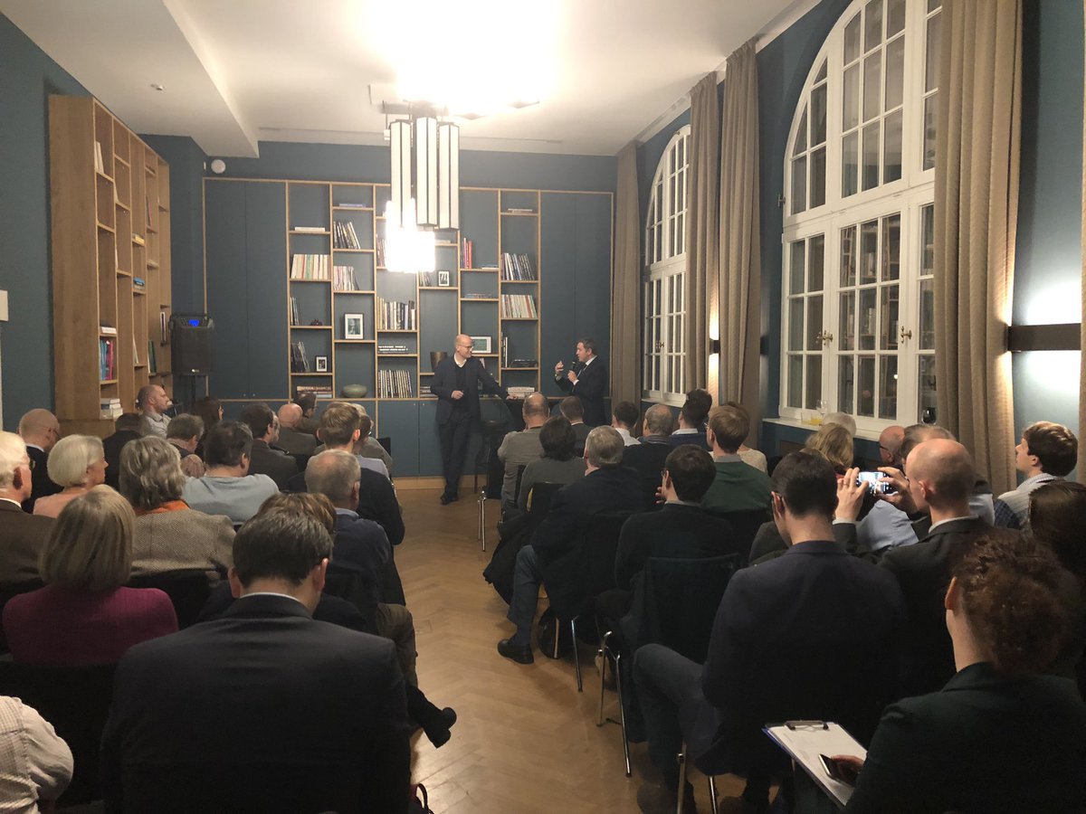 CDU Pankow (@cdupankow) on Twitter photo Kurz vor dem Bundesparteitag diskutieren wir heute mit Ralph Brinkhaus weiter die Frage „Quo vadis #CDU ?“ #Pankow <a href="/cducsubt/">CDU·CSU</a> <a href="/rbrinkhaus/">Ralph Brinkhaus</a> <a href="/_GLudewig/">Gottfried Ludewig</a> Kurz vor dem Bundesparteitag diskutieren wir heute mit Ralph Brinkhaus weiter die Frage „Quo vadis #CDU ?“ #Pankow <a href="/cducsubt/">CDU·CSU</a> <a href="/rbrinkhaus/">Ralph Brinkhaus</a> <a href="/_GLudewig/">Gottfried Ludewig</a>