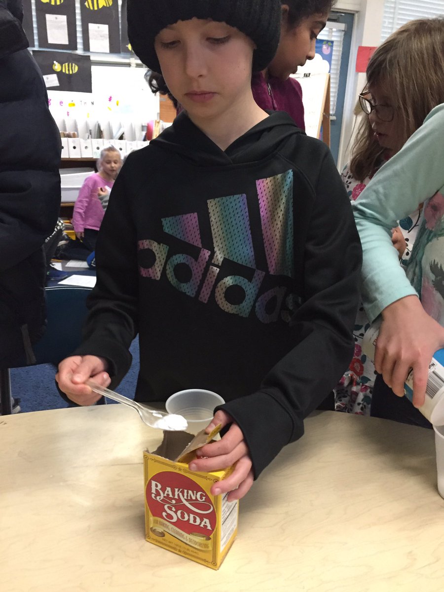 kgazard1's tweet image. Room 37’s Gummy Bear lab. Follow us as we discover whether vinegar, baking soda, water, or salt change the outcome of our test subjects. #180daysofjoy @ClockerTalk @MindessAP