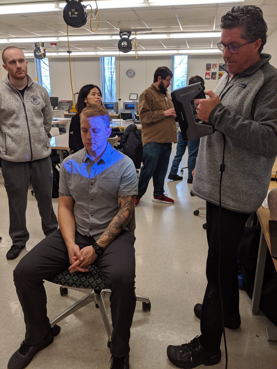 makerspaceURI's tweet image. We had a great workshop with @NunneryTech and thank you for taking the time to meet with so many of our eager students

#makerspaceuri #mkspuri #uri #universityofri #universityofrhodeisland #makerspace #3dscanning #prosthetics