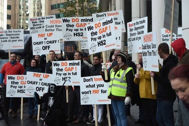 <a href="/BartlettDarren/">Darren Bartlett</a> It was great to meet you today Darren Angry under the circumstances though! #HS2 <a href="/HS2ltd/">HS2 Ltd</a> need to stop treating people and their #humanrights with contempt Hearing fathers are unable to feed their families today because of them was utterly heartbreaking #BloodOnTheTracks #StopHS2