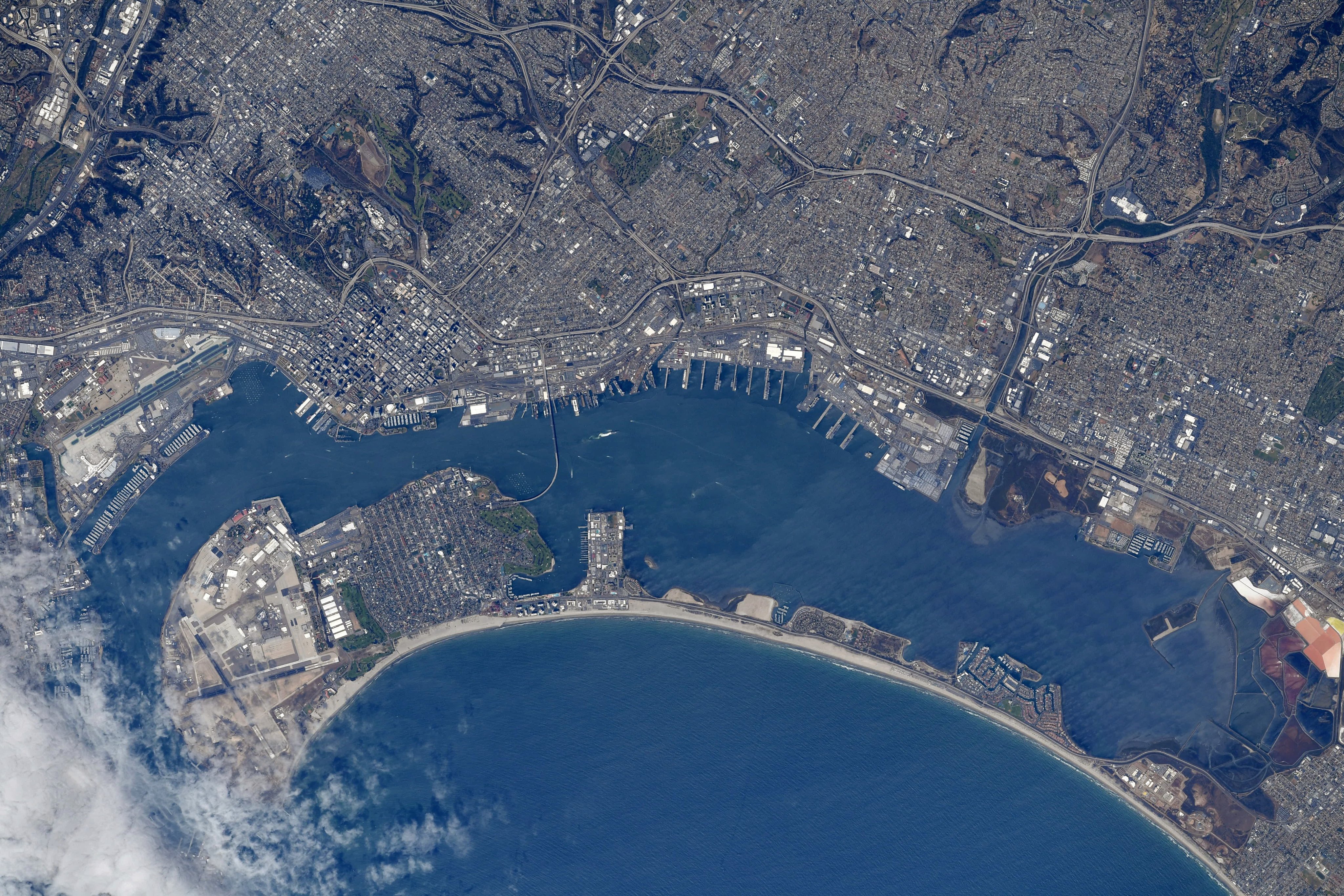 Сан Диего со спутника