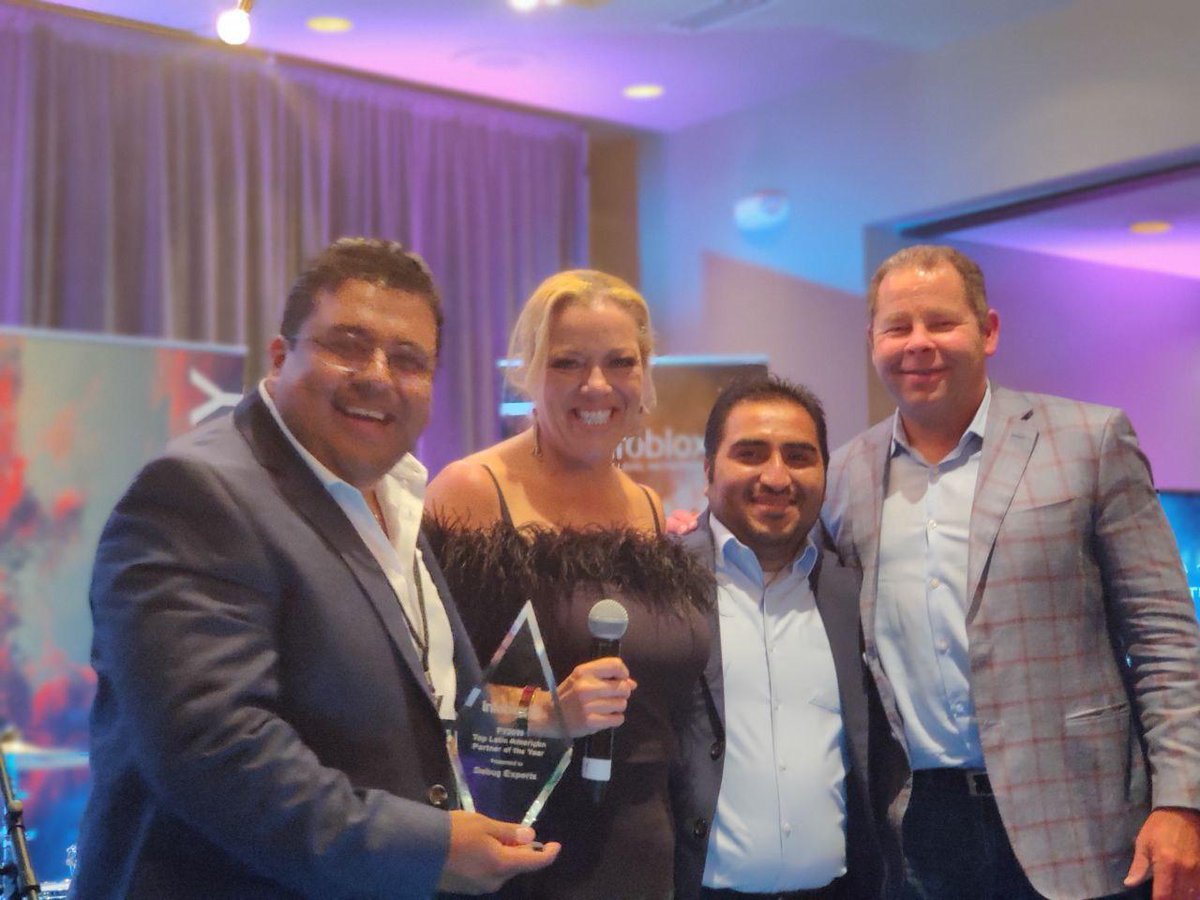 Debug_Experts's tweet image. Nos enorgullece anunciar que somos galardonados como #mejorpartner a nivel #LATAM por @Infoblox en la ciudad de #Arizona en el #PartnerSummitAMS #2019. 

Agradecemos a todos nuestros clientes, colaboradores y a #Infoblox por este reconocimiento.

¡Vamos por muchos logros más!