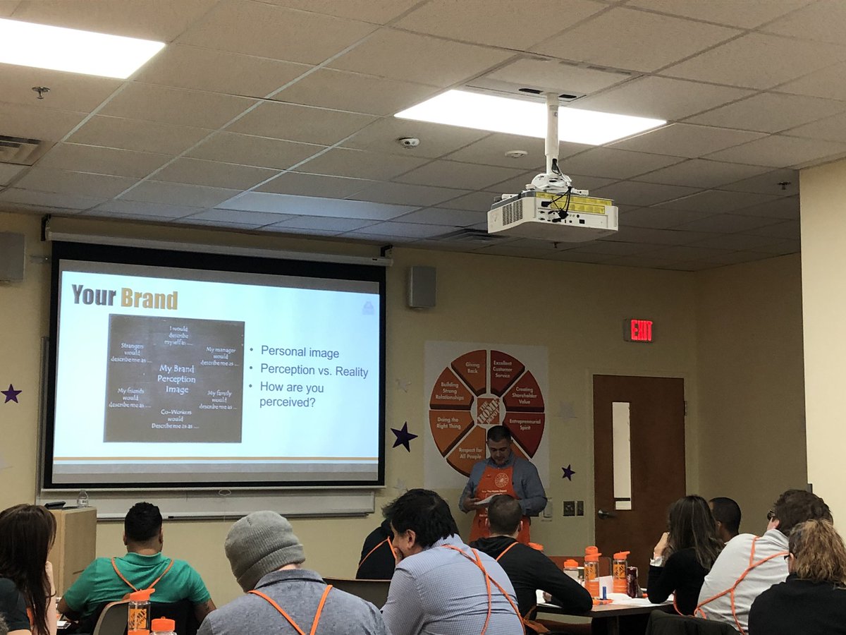 kstraughnTHD's tweet photo. B’Ville hosting our first advanced development training. Appreciate all of our presenters, our admin Maryclare and Jordan for the awesome partnership with me to make a great event for GWA’s. 🎉🥳💫📚🖌🧡 #buildingabench #onesupplychain https://t.co/U7CNVUeNk5