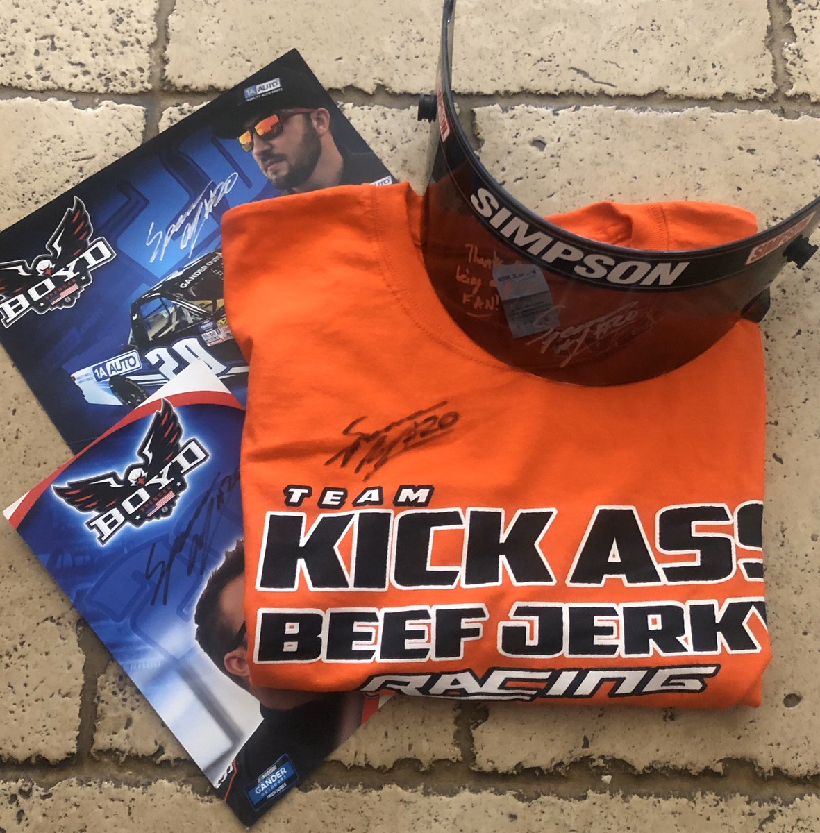 🔥GIVEAWAY ALERT🔥
Who wants a fresh visor, <a href="/1AAuto/">1A Auto Parts</a> autograph card and <a href="/KICKASSBEEFJERK/">Kickass Beef Jerky</a> T-Shirt?!? 
Rules: 
1️⃣ 🔃 R/T my Pinned Post✅
2️⃣ ❤️ this picture ✅
3️⃣ 🙋🏻‍♂️Tag a friend ✅ 

WINNER 🏁 chosen Friday at noon! GOOD LUCK!! #Giveaway #WinItWednesday #forthefans