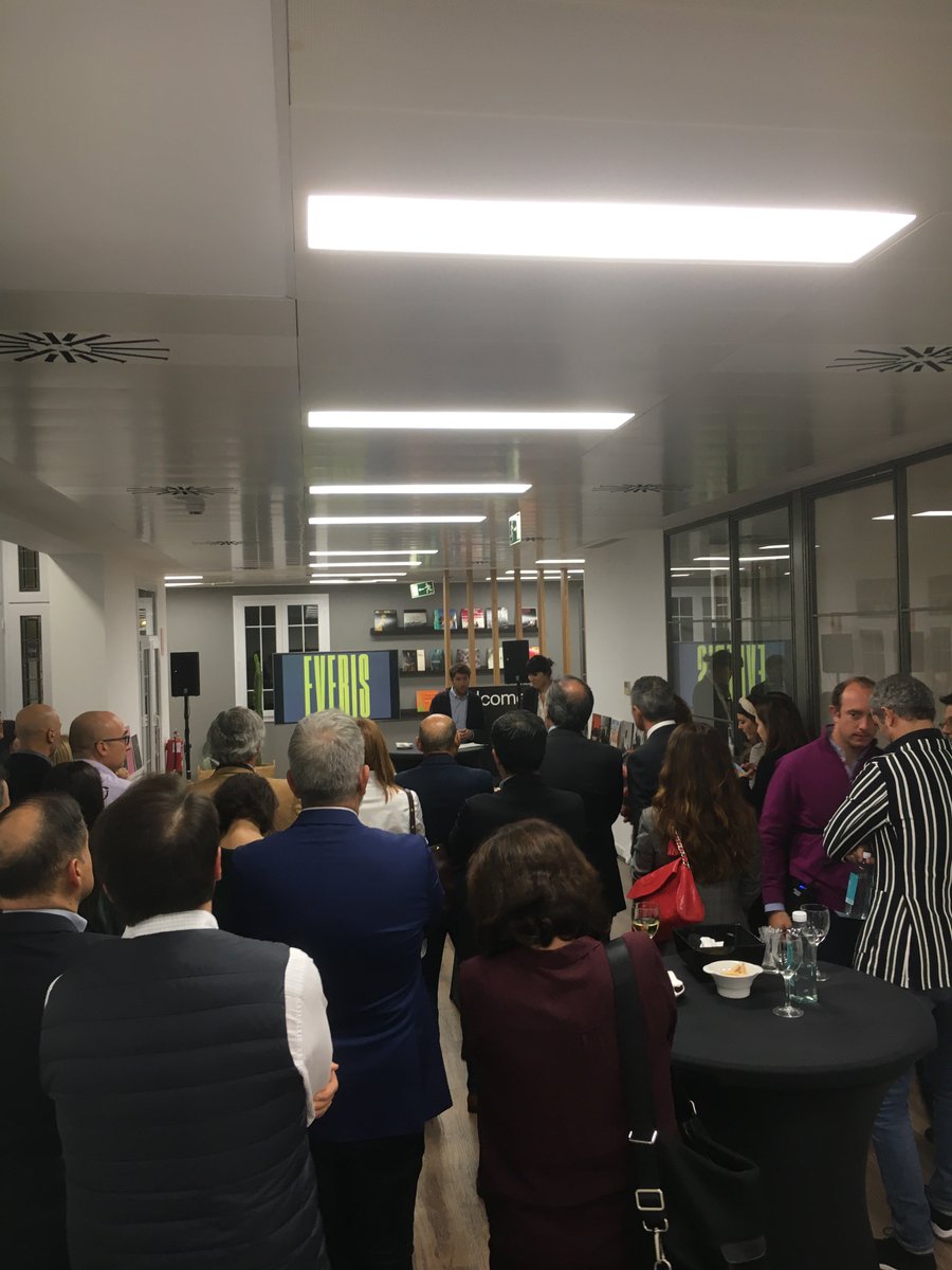 ChazzMadrid's tweet photo. ¡Ya hemos arrancado con el evento anual de https://t.co/IuidbyPAlZ! #chazzdesignstudio #modaes #diseño #madrid https://t.co/FtTCOfcdSV