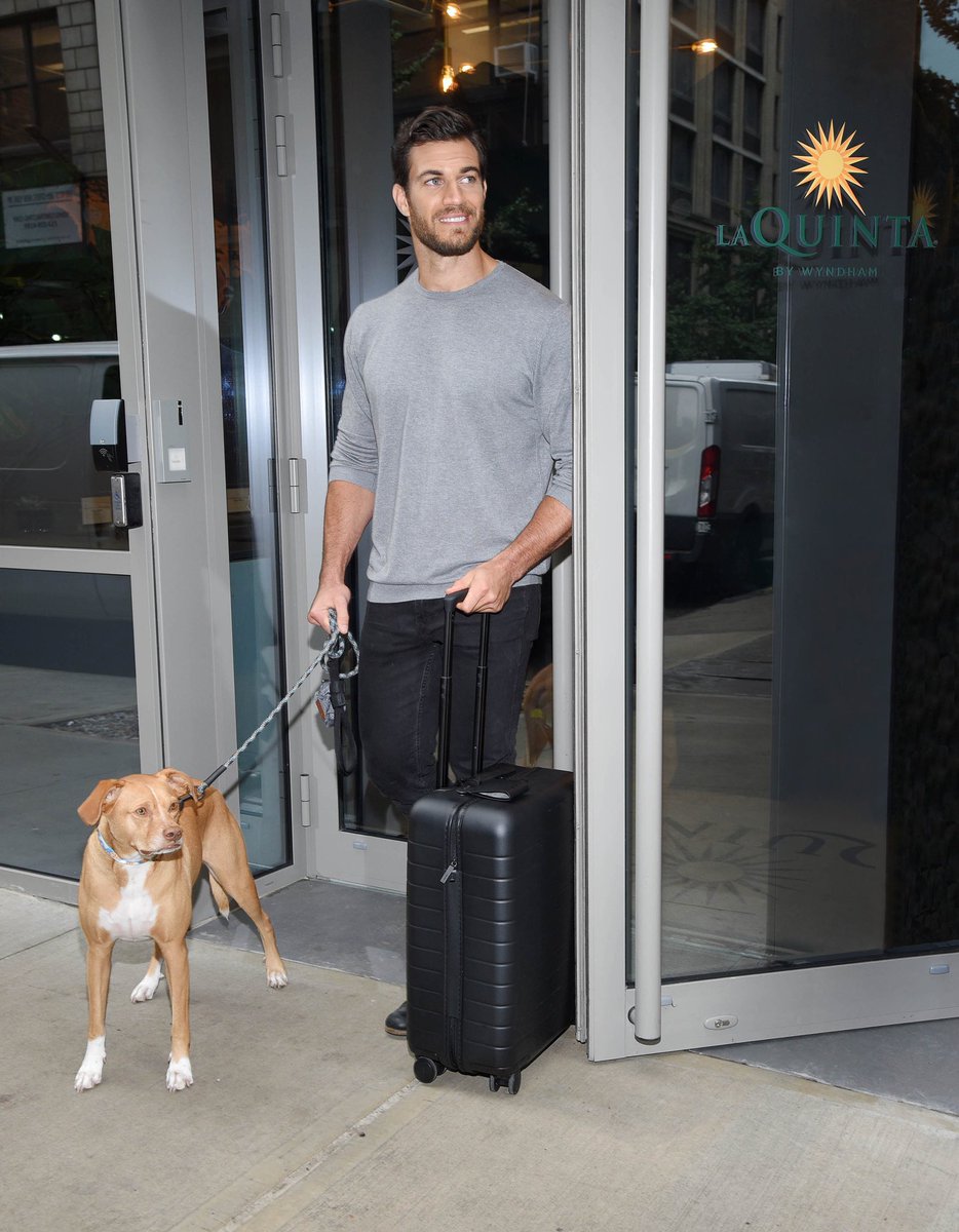 Dr. Evan Antin (@evanantin) on Twitter photo Today is the BUSIEST BUSINESS TRAVEL DAY, making it a stressful time for anyone on the road 🙈 <a href="/LQ/">La Quinta by Wyndham</a> means business, which is why I’m working with them and <a href="/pet_partners/">Pet Partners</a> to help business travelers unwind with the power of… puppies 🐶 at select properties #LQPuppyPaws #ad Today is the BUSIEST BUSINESS TRAVEL DAY, making it a stressful time for anyone on the road 🙈 <a href="/LQ/">La Quinta by Wyndham</a> means business, which is why I’m working with them and <a href="/pet_partners/">Pet Partners</a> to help business travelers unwind with the power of… puppies 🐶 at select properties #LQPuppyPaws #ad