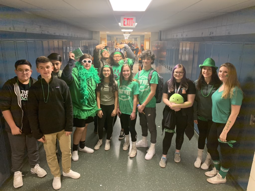 Class of ‘23 at Spirit Week 💚 (emoji courtesy of Eunique Butler)