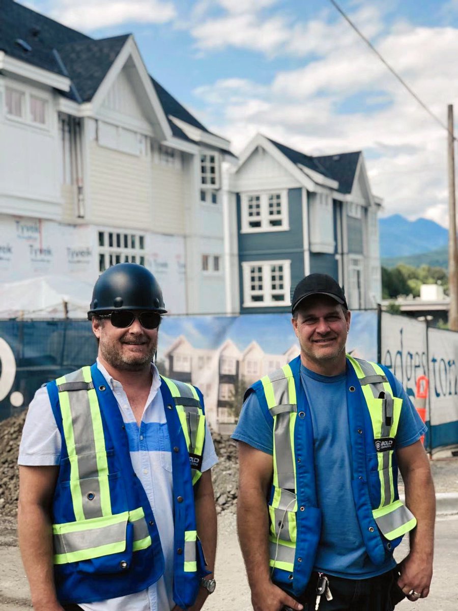 Meet Ben and Dayne, two of our Edgestone construction team members. Ben (left) is a Project Manager and Dayne (right) is a Site Superintendent. With a combined 50+ years of experience, they sure make a dream team!