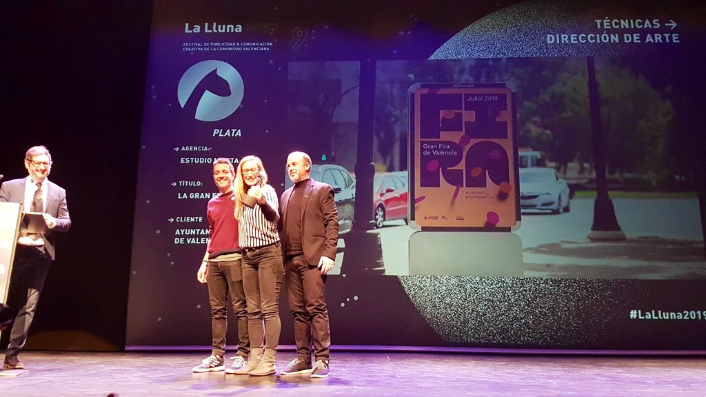 Sí!!!! La campanya de la @GranFiraVLC 2019 de <a href="/estudioMenta/">Estudio Menta</a> es convertix en la primera campanya de <a href="/festesdeVLC/">Festes de València</a> premiada amb un dels Premis Plata #LaLluna2019 a la publicitat i comunicació creativa valenciana. L’enhorabona!!