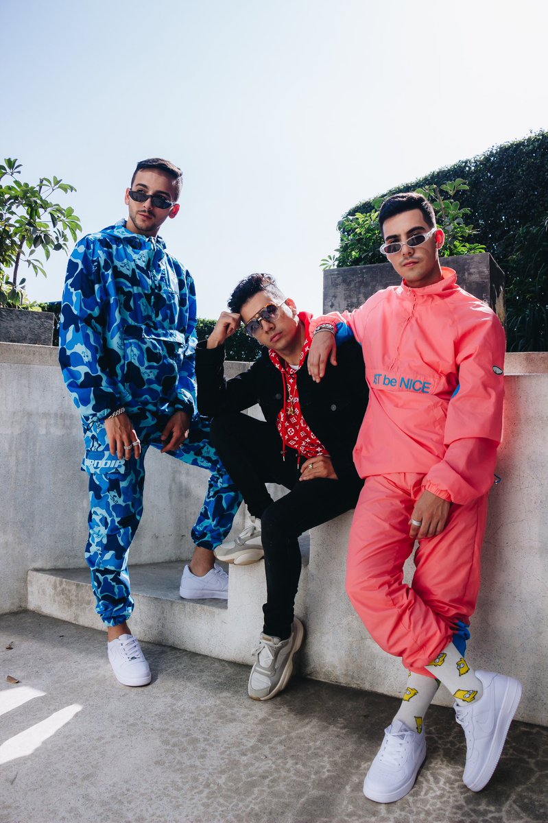 Esperando a que salga #Quédate ¿Ya hicieron Pre-Save? 👉🏼 ffm.to/quedate_intiyv…