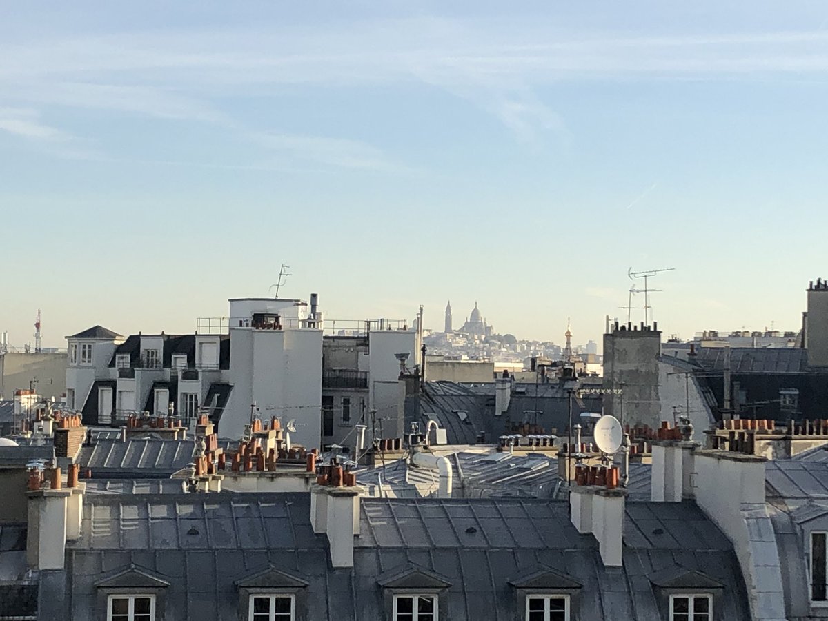 La commission prospective relançait ses activités aujourd’hui à Offices de Tourisme de France (super nouveaux locaux). Plein de projets dans les cartons ! <a href="/otfofficiel_/">Offices de Tourisme de France</a>