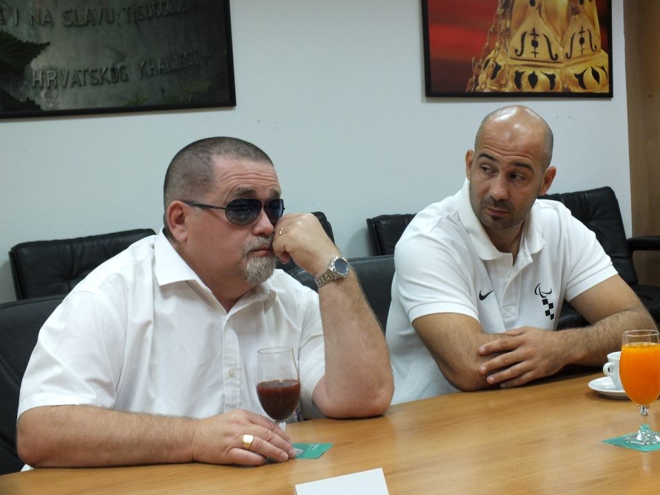 Trener, mentor, lider! 😄💪👏 Naš atletski trener Ivan Čengić na današnjoj je svečanosti povodom 6️⃣0️⃣ godina rada Kineziološkog fakulteta u Zagrebu dobio zvanje Počasnog trenera - predavača! 🤩🎉✌️ Čestitke od 💞 na ovom velikom priznanju! 😁💪🇭🇷 #paraolimpijci