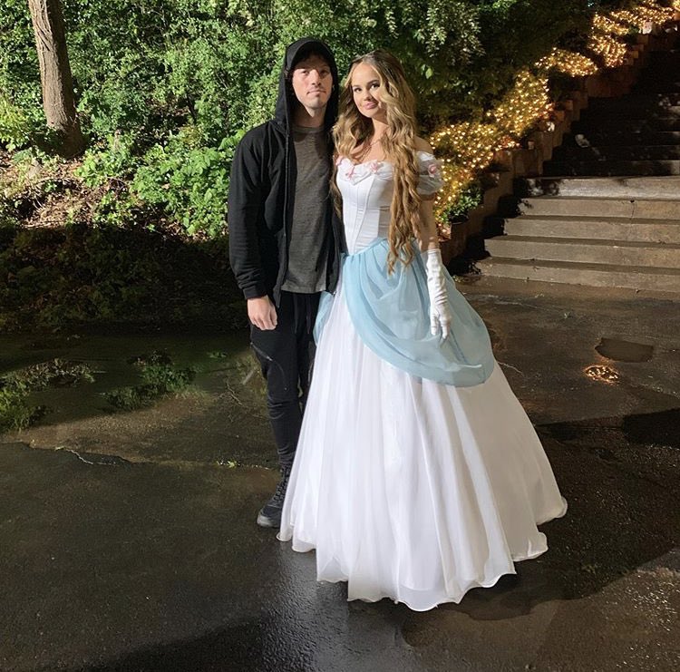 How did a grungy boy like me end up with a princess like this in real life.