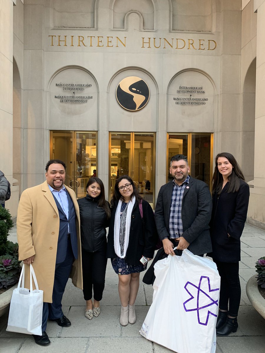 HHFoundation's tweet photo. We are grateful to be a part of @the_IDB Improving Lives Grant Support Winners Volunteer Fair! 
Such a great opportunity to engage with Hispanic professionals interested in strengthening the HHF mission through volunteer work. 

#Leadership #LOFTCoders #CSEducation #YA2019 #CSL https://t.co/pD7yXg6Ujx
