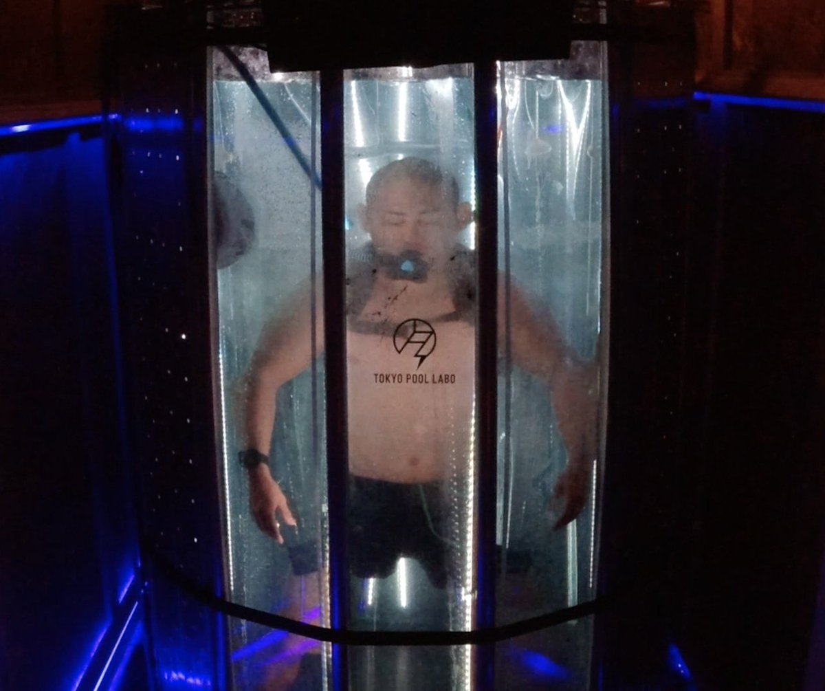 gawajun's tweet image. 12/7のxR Tech Tokyoで登壇させていただくことになりました。

中二病全開の妄想を30分間語らせていただきます。

私がプールVRで実現したいの「誰もがヒーローになれる未来」。

子供もじっちゃんもばっちゃんも障がい者も。

#xRTech