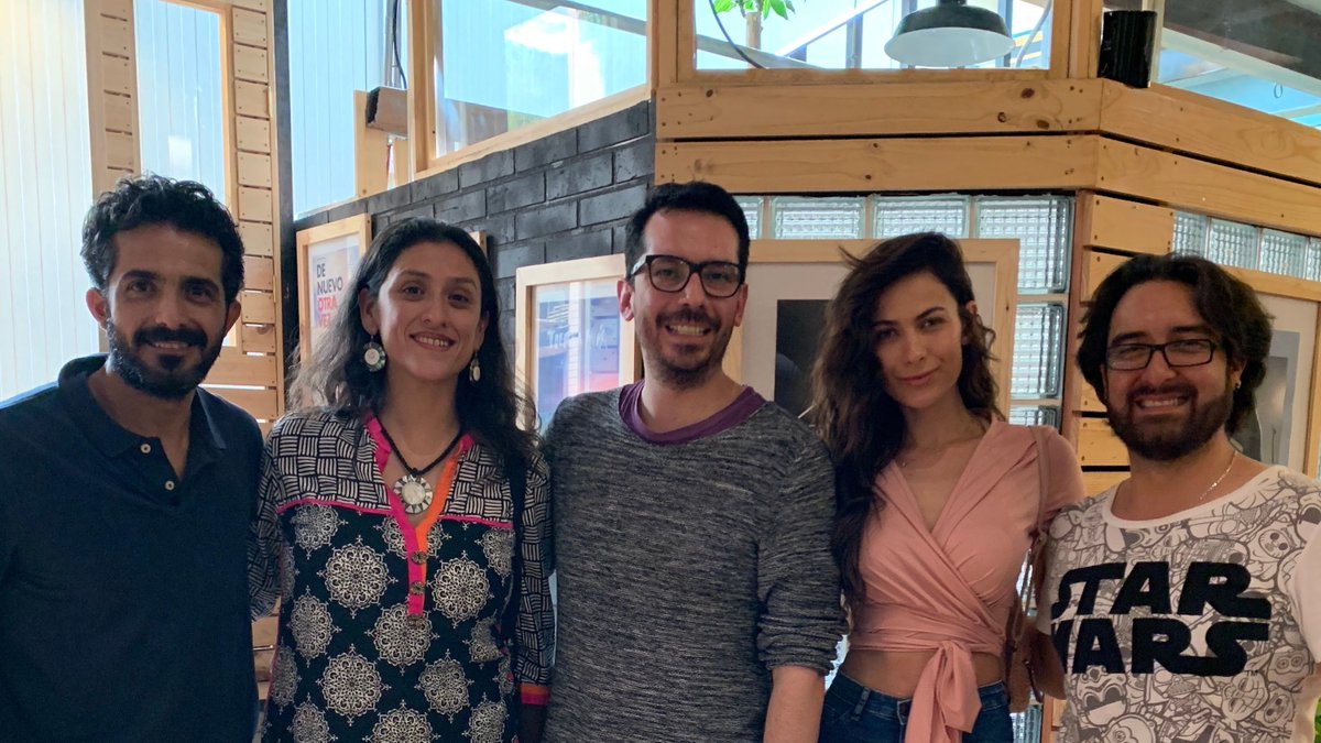 🚨P-O-D-C-A-S-T
Vinieron <a href="/IndaJudith/">Judith Inda</a>  y #LuisMiguelMoreno de <a href="/juanylamuerte/">juanylamuerte</a> , #JuanEspadas de <a href="/Ternura_Molotov/">Tu Ternura Molotov</a> y @GabrielleFdez  de #FilosMX
Descubrimos que siempre hay un templo cerca de un parque cerca de un teatro (o algo así)

¡Van a reír muchísimo!

🌳bit.ly/tqhdt82s