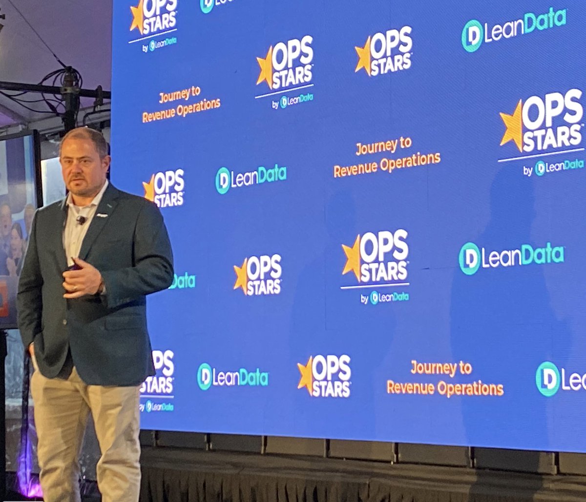 gonimbly's tweet photo. CEO &amp; Founder of @Engagio, @jonmiller with the lunch keynote on #ABM ✨ "Right now, sales is sending more emails than marketing at the top of the funnel. That’s the first change in the relation between marketing and sales." #OpsStars https://t.co/BLeZ2iUHaE