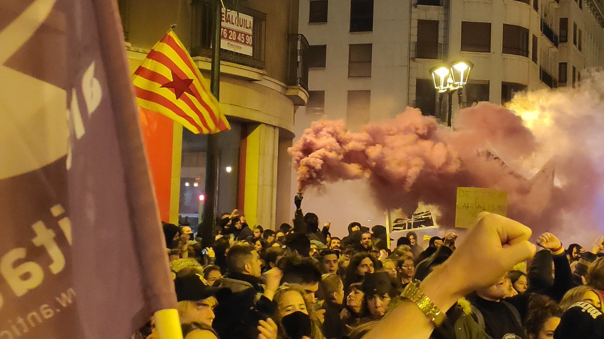 RibagorzanMemes's tweet photo. Entalto Aragón antifaixista! https://t.co/lpm7wXxZ5w