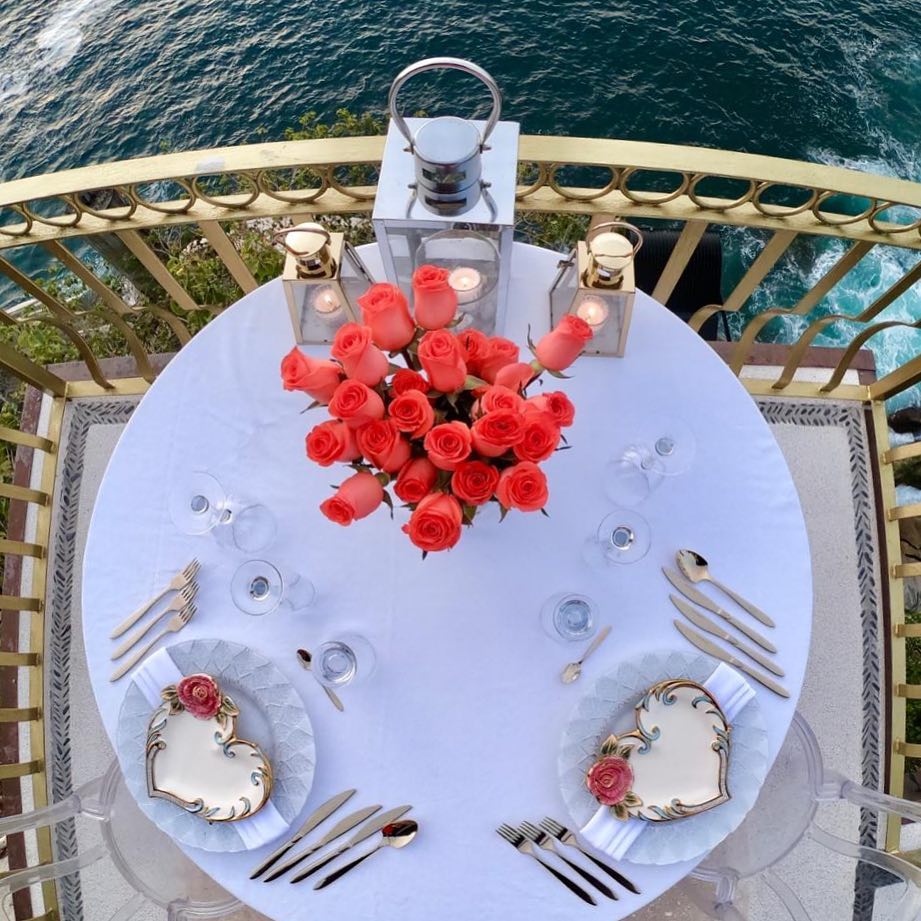 CarlosGuzmanPV's tweet photo. Y arrancó la 25 edición del Festival Gourmet Internacional de Puerto Vallarta, los imperdibles son:
@LeKliff @cafedeartistes @KaiserMaxPV @lapalapapv 

Toda la información en este enlace:
https://t.co/Hy8nmaFuYL

#PuertoVallarta #festivalGourmet https://t.co/C7NF1RM1Ns
