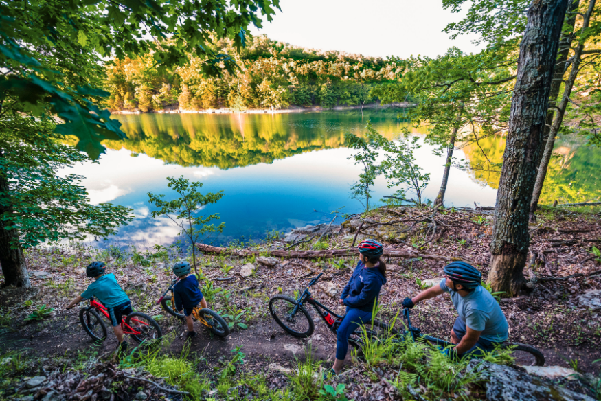 'Things You Had No Idea You Could Do in a Real Place Called "Oz"' 💫 leisurlist.com/feed/article/t…
 📷: Instagram via Arkansas Parks Foundation