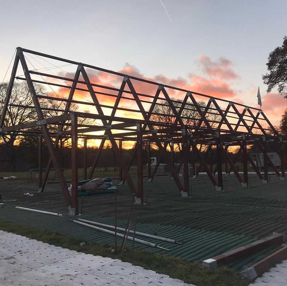 AbbasMarquees's tweet photo. A busy week for the crew and @CruckTent building this large cruck for @WestonbirtArb @WeddingAffair #weddinghour #bespokestructures #crucktent https://t.co/rRtxu9L7Q8