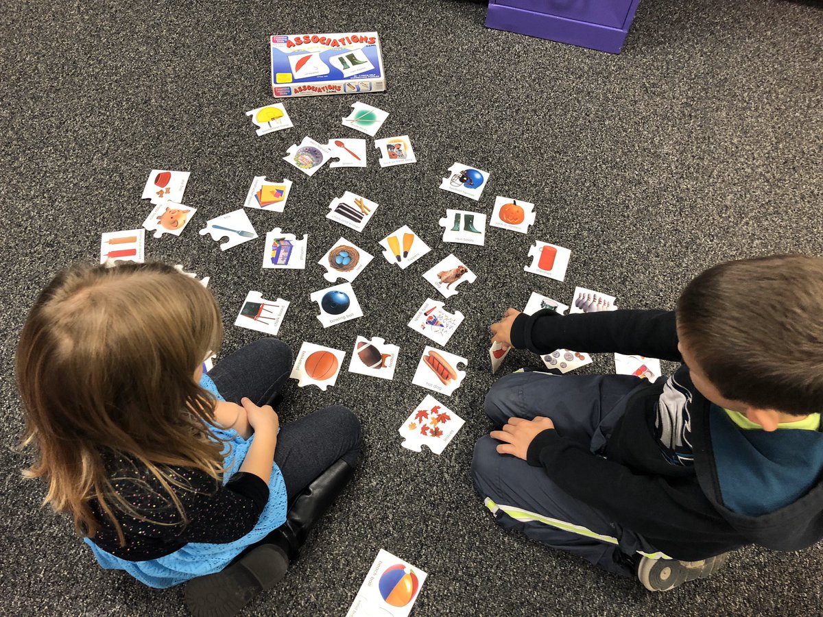 SLPMadness's tweet image. Sometimes you just have to get on the floor and play! #slpeeps #cbspeechies