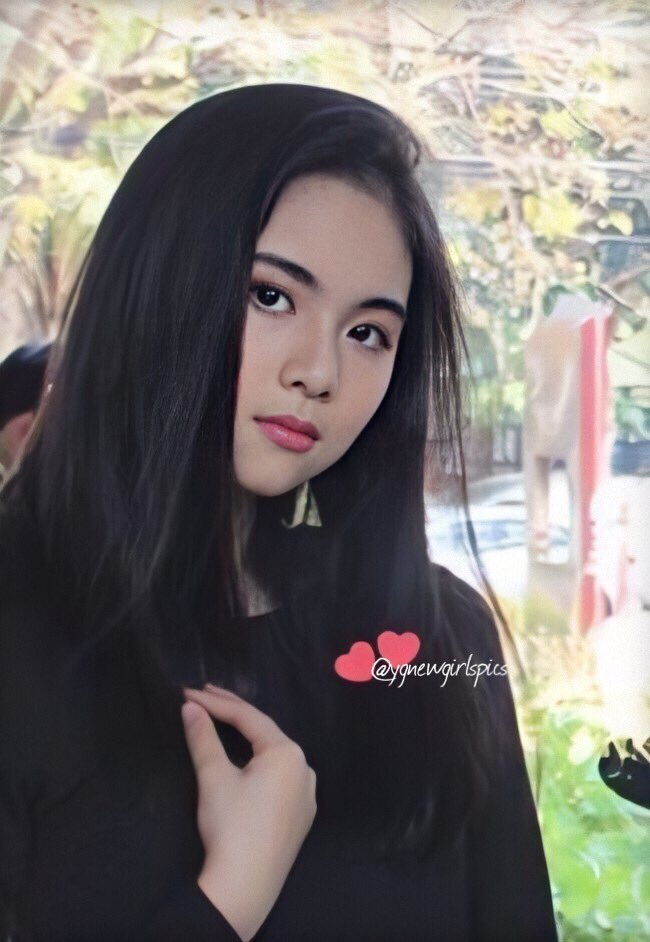rubygirlzpics's tweet photo. 🚨 BREAKING NEWS 🚨

Jetaime is NOT a YG trainee anymore. She only trained with them for a year in preparation for a new Thai girl group that will be debuting under 411Entertainment soon! Let’s cheer her on for her debut, even if it isn’t under YG💛

#YGNGG #RubyGirlz ⥂ #jetaime https://t.co/dOk5HQNUMC