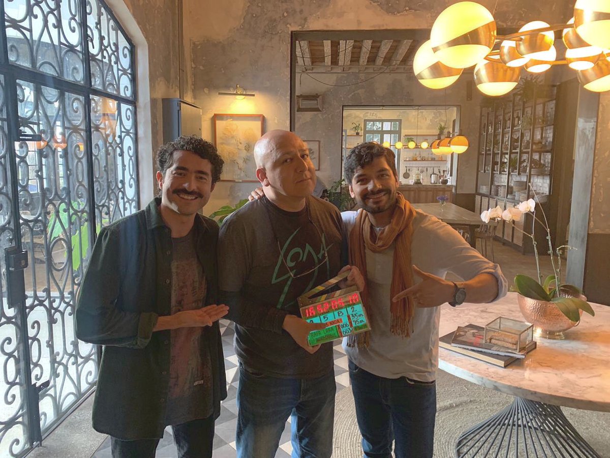 Filmando serie <a href="/debrutasnada/">De Brutas, Nada</a> 
Para <a href="/SonyPictures/">Sony Pictures</a>