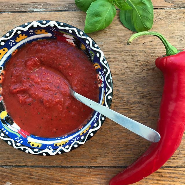 BreadBakerDani's tweet image. Soup soup glorious soup! A necessity at this time of year. This is pepper and basil soup and it really is their fabulous colour #soup #eatcaptureshare #peppers #basil ift.tt/3466PGb