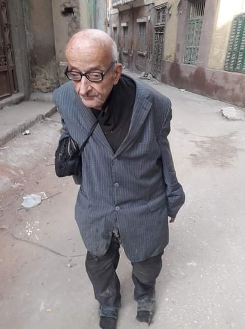 mssmK900's tweet photo. صاحب الصورة هو..

 دكتور مصري  من افضل اطباء الأطفال "محمد مشالي"

٥٠ عام من العطاء ولايزال كشفه "١٠ جنيهات" والاعادة "٣ جنيهات".

الاكثر من ذلك انه غالبا يعطي الدواء مجانا ويعفي الفقراء من قيمة الكشف. https://t.co/Yn5gvjJfmP