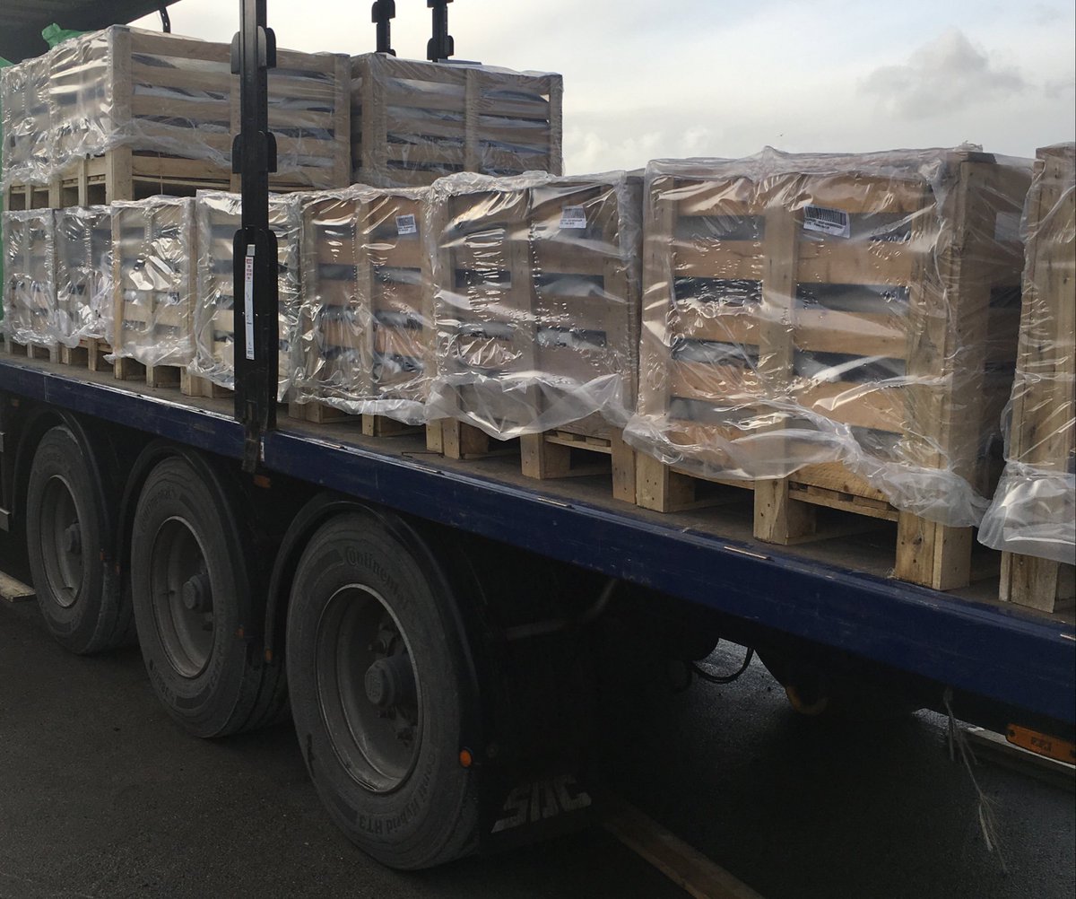 SoilIreland's tweet photo. Bacteriolit 100% natural compost additive arriving.
Use as a litter additive under cows, pigs, poultry and horses. Nitrogen emissions reducer, reduce smells and more importantly improving soil health. #bacteriolit #sobac #SoilHealth #soilireland https://t.co/nC34D7TzQP