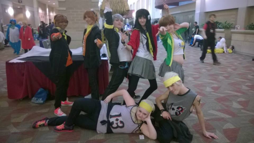 ZenniniCosplay's tweet photo. Itโs #JunesDay and what would Junes be without friends to go with?
Iโve worn Yosuke over many years and want to continue to cosplay him and his other outfits and share the love of Persona with other people ๐
#cosplay #persona #persona4 #colossalcon #shutocon https://t.co/pMbaEuFbUQ