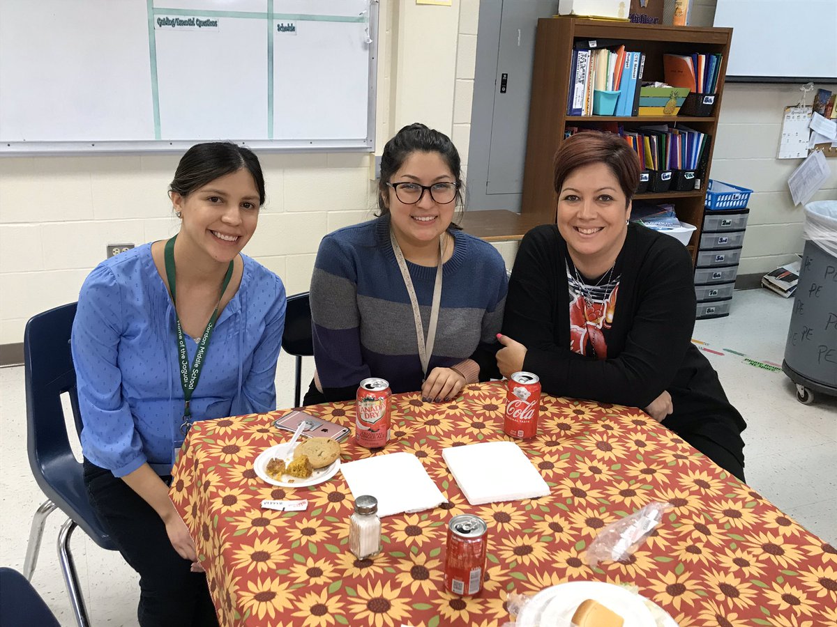 Amanda Fernandez tweet media