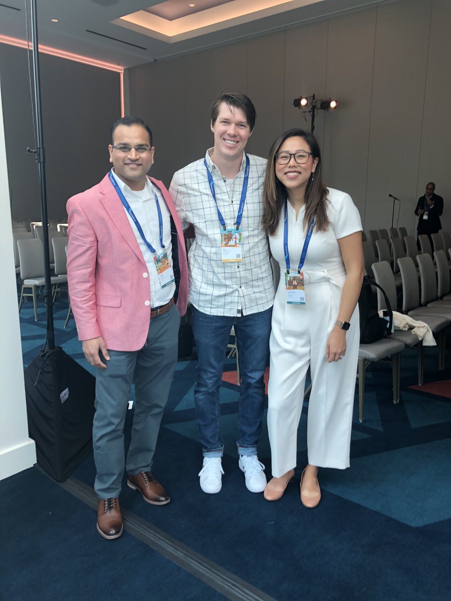 AhyoungAn's tweet photo. Our last session with Phil, Dir of Eng, @ASICSamerica @Dreamforce, discussing how @MuleSoft’s #Accelerators and @salesforce help ASICS deliver e-commerce experiences faster! https://t.co/cY6zdedbE9