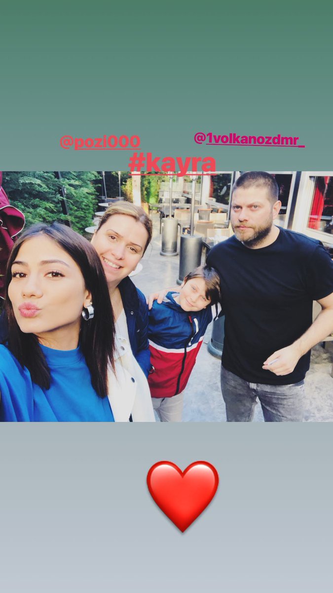 DemetStory's tweet photo. Posted: April 15, 2018
#DemetÖzdemir #DemetOzdemir #SanaBirSırVereceğim #SanaBirSırVereceğimdizi #Aylin #KurtSeyitVeŞura #KurtSeyitVeŞuradizi #Alya #ÇilekKokusu #ÇilekKokusudizi #Asli #No309 #No309dizi #Lale #LaleYenilmez #ErkenciKuş #ErkenciKuşdizi #Sanem #SanemAydin https://t.co/AM1rl4ZiDc