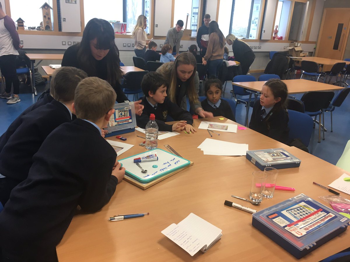 brureens's tweet photo. 3rd class were delighted to visit @MICLimerick today for a @STEM_MIC @ScienceWeek workshop. This was a great opportunities to do some exciting science investigations extending their #ScienceWeek2019 activities. https://t.co/n0LDrmJAjN