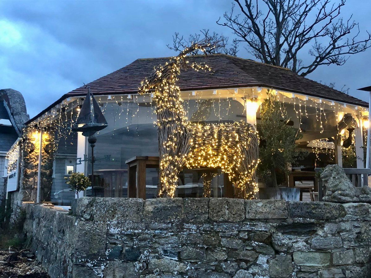 THE GEORGE HOTEL (@georgehoteliow) on Twitter photo Rudolph sparkling on the water's edge in #Yarmouth at <a href="/georgehoteliow/">THE GEORGE HOTEL</a>.
Take a look at our festive newsletter for all the seasonal offers and events mailchi.mp/thegeorge/fest…
<a href="/VisitIOW/">Visit Isle Of Wight</a> Rudolph sparkling on the water's edge in #Yarmouth at <a href="/georgehoteliow/">THE GEORGE HOTEL</a>.
Take a look at our festive newsletter for all the seasonal offers and events mailchi.mp/thegeorge/fest…
<a href="/VisitIOW/">Visit Isle Of Wight</a>