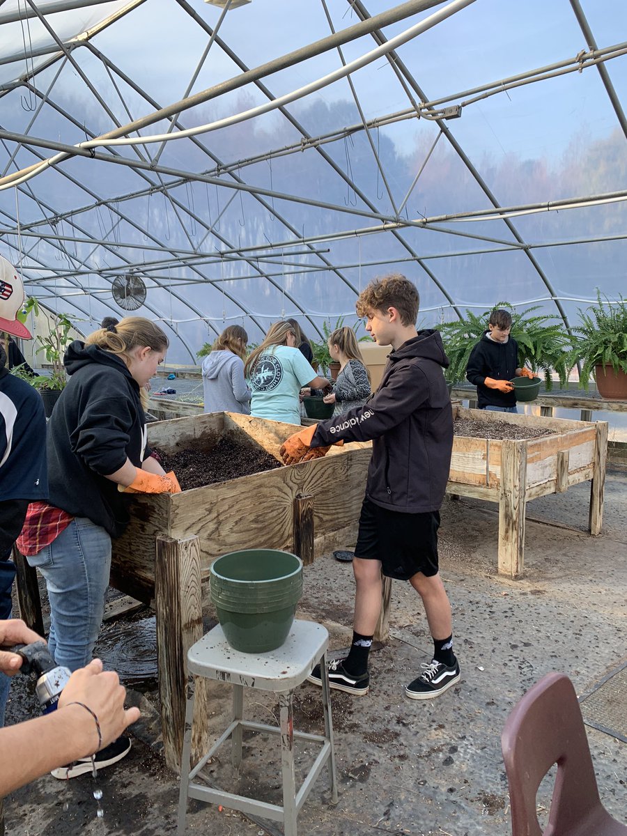 msease4's tweet photo. It’s cold outside, but we are nice and warm in the greenhouse! Hanging baskets are already being planted for the spring plant sale! Who’s ready for warm weather and pretty flowers?🙋🏼‍♀️ @AmeliaCountyHS https://t.co/gknfJlZOPE