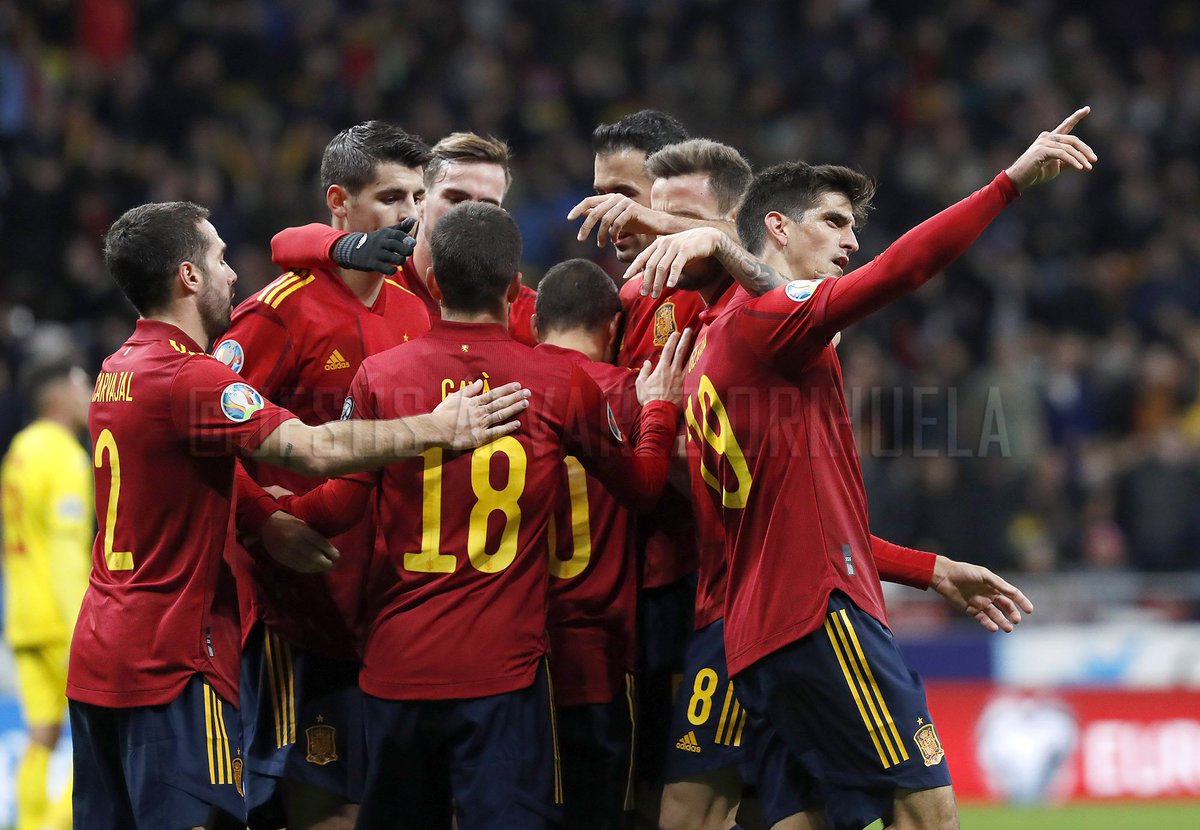 Extraña goleada 📷#EURO2020 #LaRoja・・・#SelecciónEspañola #Selección #España #VamosEspaña #Spain #EURO #Qualified #UEFA #sportphotography #sports #football #soccer #goal #fotografíadeportiva #deportes #fútbol #calcio #футбол #足球 #축구 #fussball #futebol #Canon #DiarioAS – at Estadio Wanda Metropolitano