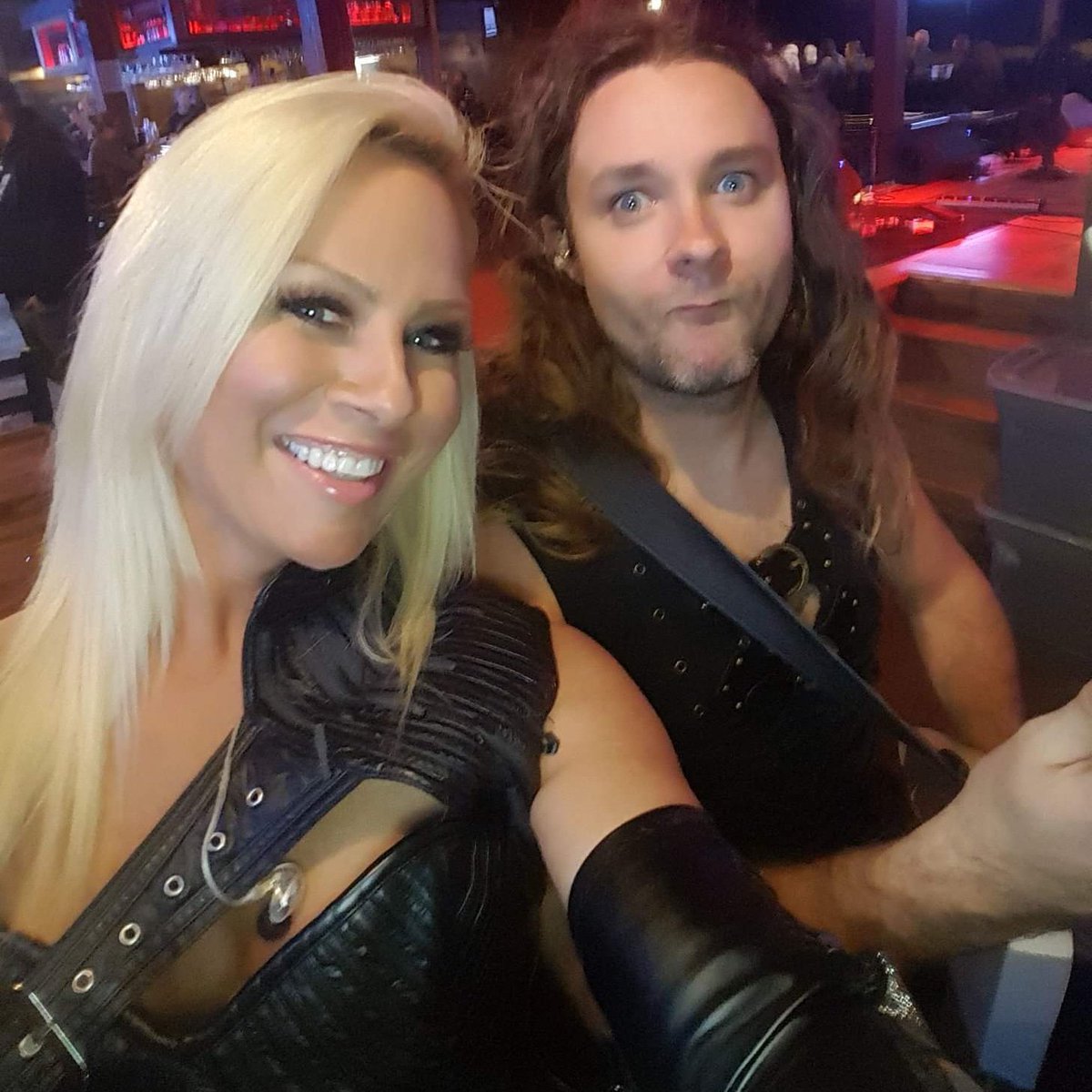 Goldylocksrocks's tweet photo. wanted to do another shout out to my van made absolutely crushing it at our shows and just in life! So blessed to share the stage with such quality human beings! #JoshuaSendish #GoldyLocks #GokdylockSBand #PartyBand #Nashville https://t.co/JUgBJtd2cU
