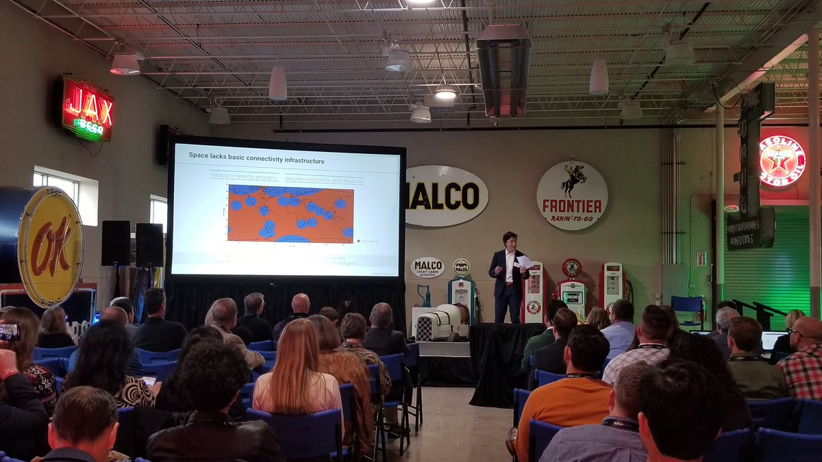 Hyperspace_AFRL's tweet photo. Adam Wong of Analytical Space @analyticalspace @space_relay kicks off our pitch competition with a Constellation of satellites in low earth orbit at the #SpaceStartupSummit #HyperspaceChallenge @AFResearchLab @CNMIngenuity @goABQid https://t.co/3MuswRllOB