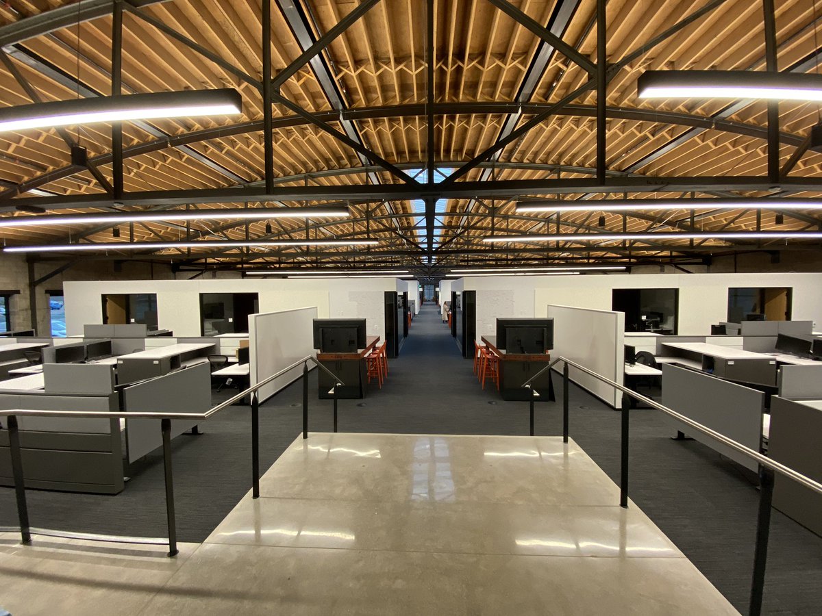 GrowRoseville's tweet photo. Congratulations to @McGoughCompany on the grand opening of their new headquarters in @RosevilleMN! Innovative project fusing rehab of an old trucking terminal with a new modern office. Outstanding investment in the community! https://t.co/wPXpKvaxvu