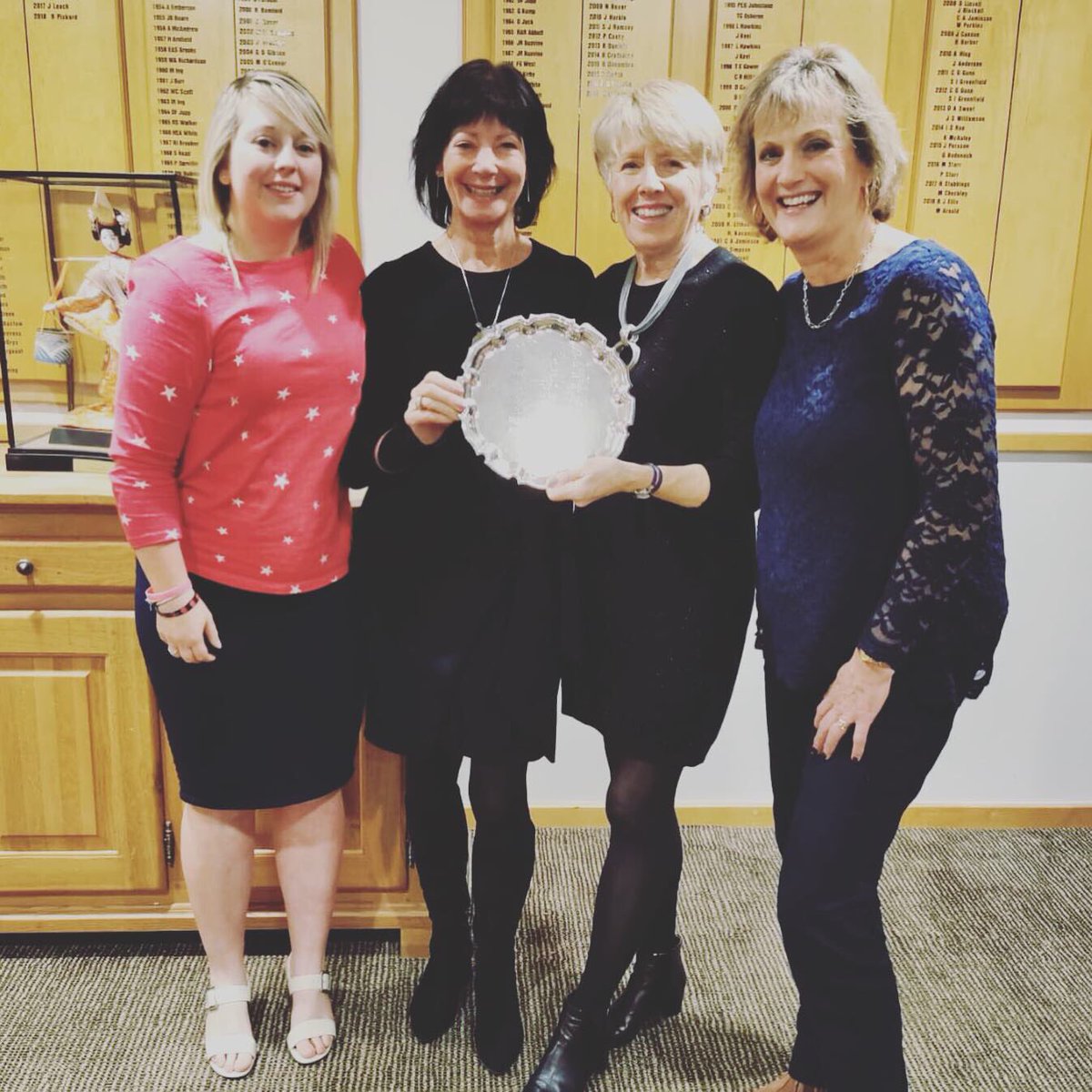 maidenheadgc's tweet photo. Great to see so many competitors turn up for this evenings Captain & Professional Dinner!
With 31 combined matches played this year, we’ve raised an incredible £1,500 for our Captains Charity @FamilyFriendsWM. Thank you to all competitors & congratulations to our winning pairs!👏🏼 https://t.co/39XlLr0Xps