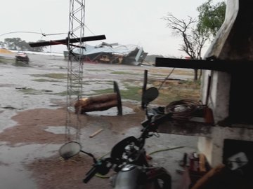 View image on Twitter