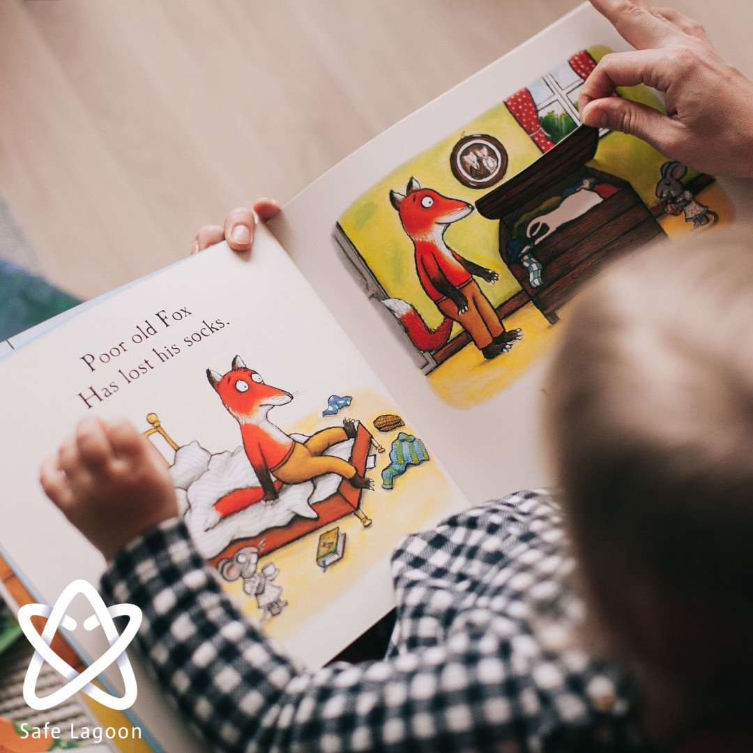 SafeLagoon's tweet photo. Make time to read together every day 📖🐝⁣
⁣
There is no more important activity for preparing your child to succeed as a reader than reading aloud together. 

#parenting #family #kids #motherhoodrising #thehappynow #parenting101 #parentinghacks #momlife https://t.co/C7duOCvW5i