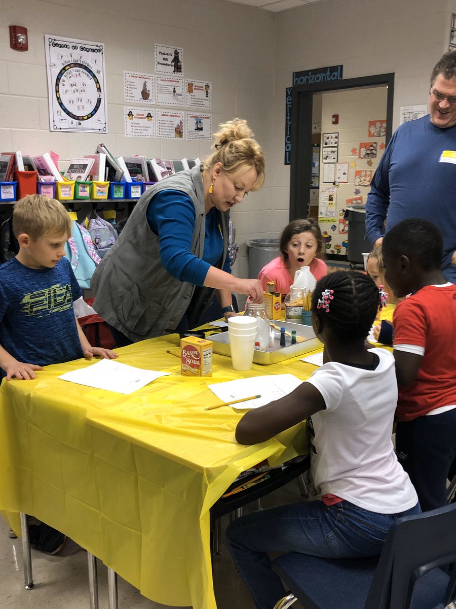 amandalovett's tweet photo. Thankful for amazing parents who planned and executed engaging fall centers! #LiveLeadLearn https://t.co/UkgR9Z1zM7