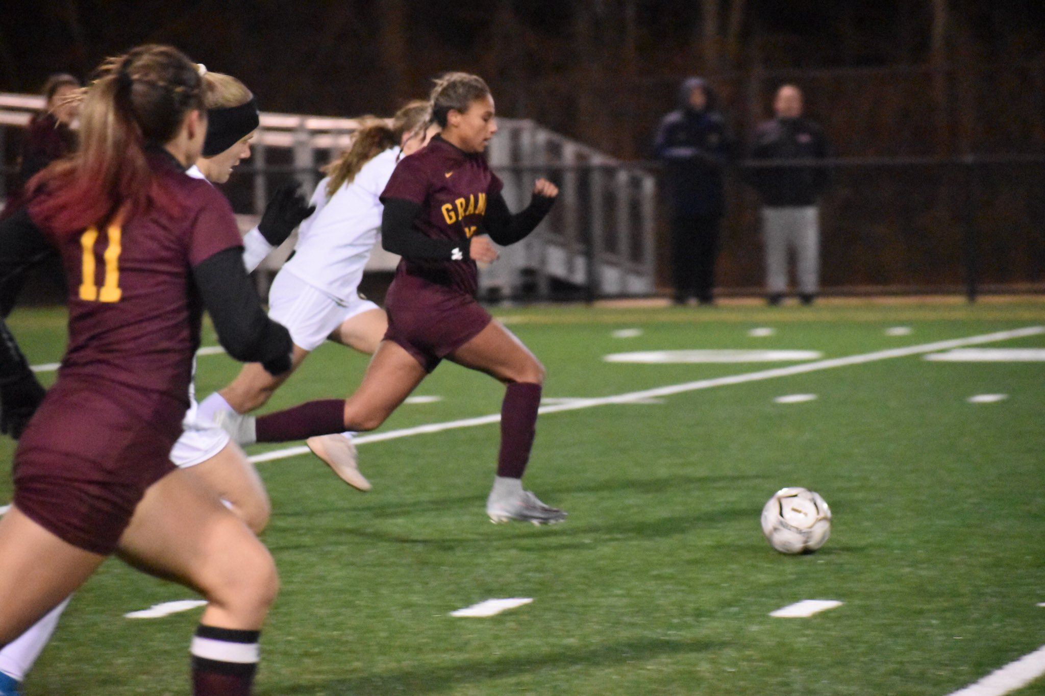 Shawn Mcfarland 31 Granbysports Strikes First Senior Samantha St Pierre Puts One Past The Keeper To Give The Bears An Early Lead Ctgsoc Granby 1 Weston 0 T Co Oiconk75pt