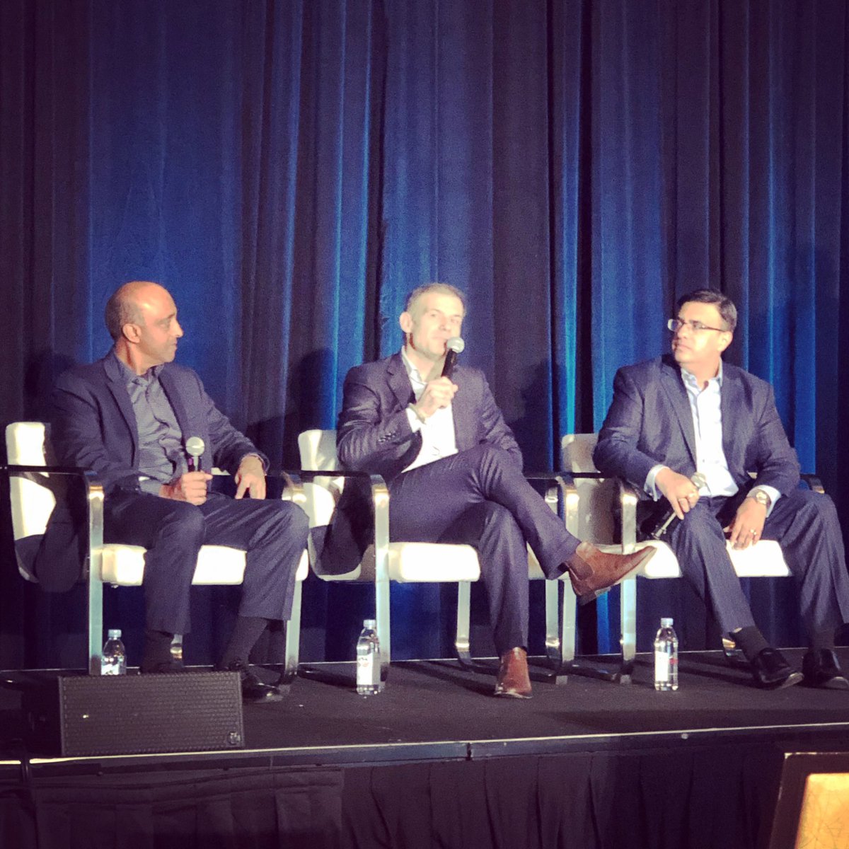 apsfreitas1's tweet photo. "It's such a fantastic time to be in this industry" said @EricssonDigital Carlos Gonzalez at #5G operational readiness panel at #MEF19 #enterprise #automation #orchestration #assurance #analytics https://t.co/OER6U0lqJ0 https://t.co/M6CujaFTH0