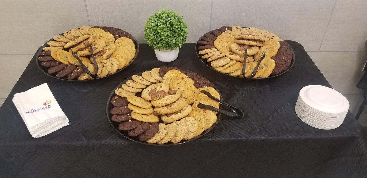 TNG_RRussell's tweet photo. It's the grand reopening of Turner Elementary in Wilkinsburg SD! Stephen loved showing it off too! And no open house is complete without fresh baked cookies! #freshbaked #MomentsMatter @susan_veitchers @TNG_Corporate @TNG_TeamKValmo https://t.co/GjhKY0SlVg