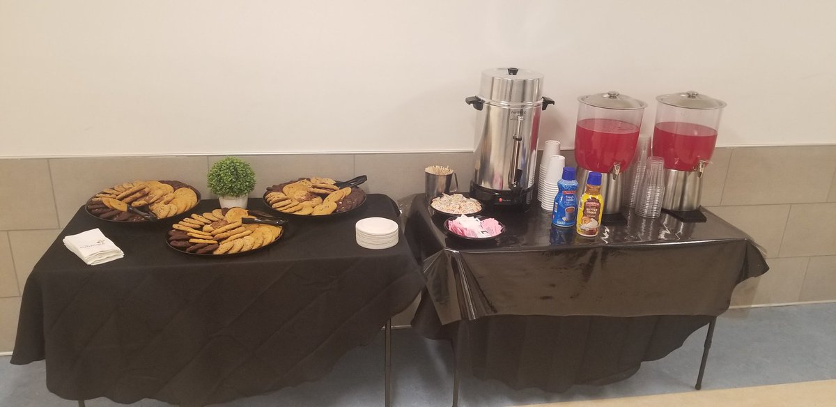 TNG_RRussell's tweet photo. It's the grand reopening of Turner Elementary in Wilkinsburg SD! Stephen loved showing it off too! And no open house is complete without fresh baked cookies! #freshbaked #MomentsMatter @susan_veitchers @TNG_Corporate @TNG_TeamKValmo https://t.co/GjhKY0SlVg